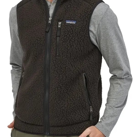 Patagonia Men's Black Fleece Vest - Picture 3 of 9